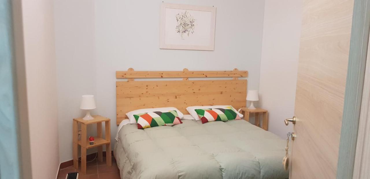 Bed and Breakfast La Macchia Мелендуньо Номер фото